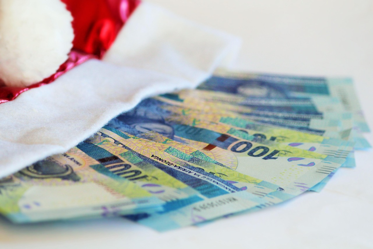 Gratificación por Fiestas Patrias: empleadores deben pagar bonificación extraordinaria hasta el 15 de julio